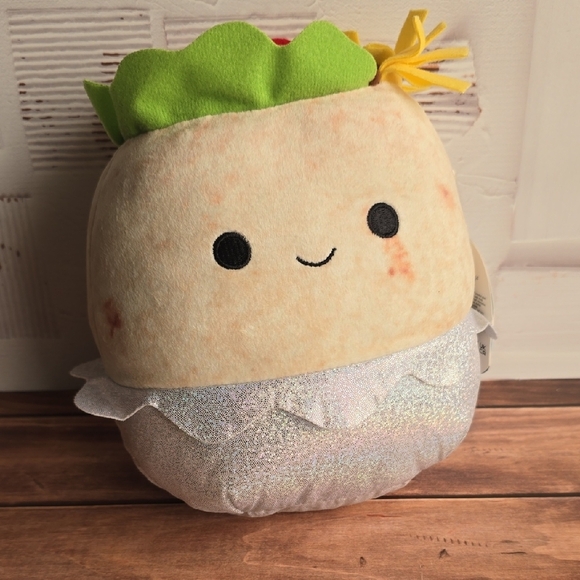 BERNARDO| SQUISHMALLOW  SIVER/CREAM PLUSH TOY - Picture 6 of 6